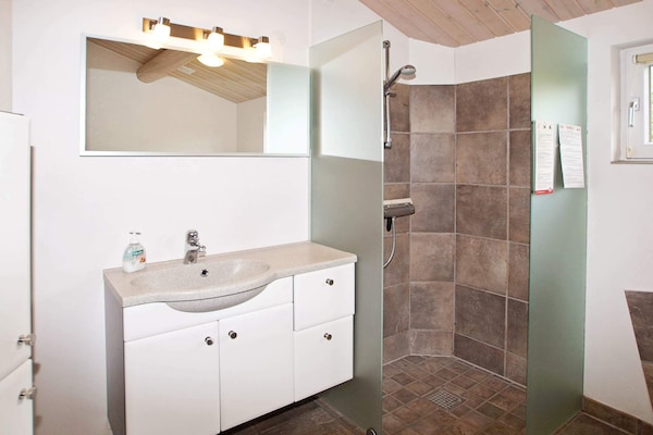 Foto van Modern huis met spa -- By Traum Ferienwohnungen - Vakantiehuis in Tarm - Indoor