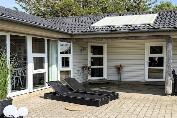 Foto van Modern huis met spa -- By Traum Ferienwohnungen - Vakantiehuis in Tarm - View
