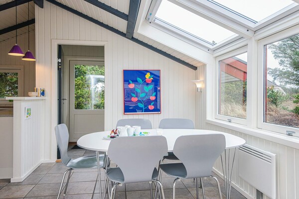Foto van Modern huis bij duinen -- By Traum Ferienwohnungen - Indoor