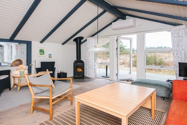 Foto van Modern huis bij duinen -- By Traum Ferienwohnungen - Indoor