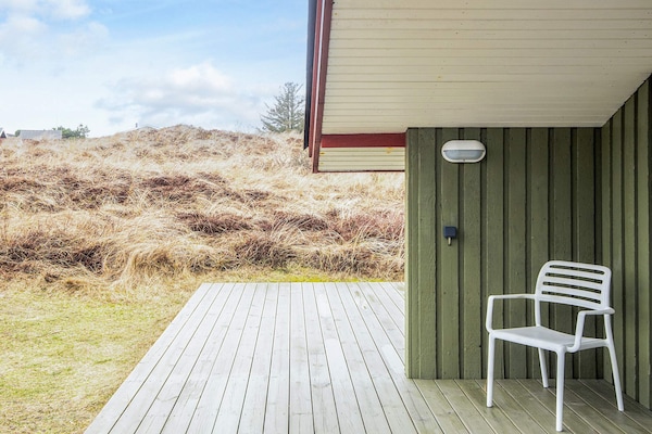 Foto van Modern huis bij duinen -- By Traum Ferienwohnungen - View