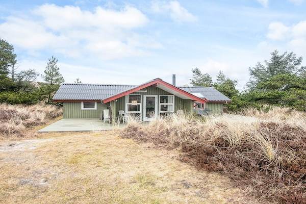 Foto van Modern huis bij duinen -- By Traum Ferienwohnungen - View