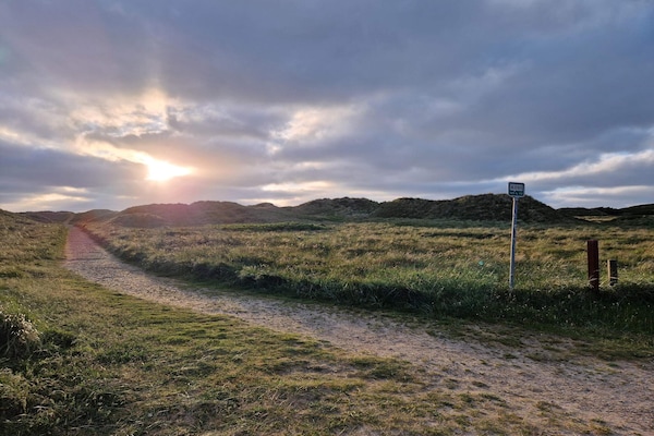 Foto van Modern huis bij duinen -- By Traum Ferienwohnungen - Untagged