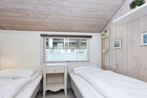 Foto van 6 persoons vakantie huis op een vakantie park in Hemmet - Indoor
