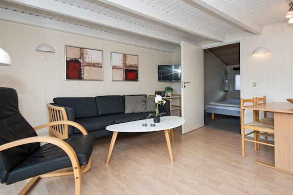 Foto van 6 persoons vakantie huis op een vakantie park in Hemmet - Indoor