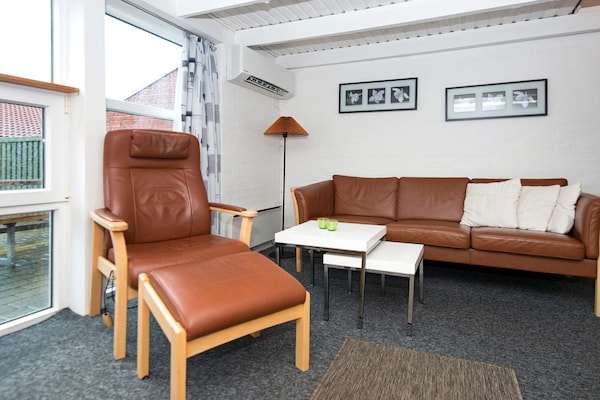Foto van 6 persoons vakantie huis op een vakantie park in Hemmet - Indoor