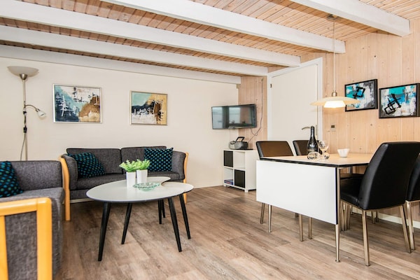 Foto van 6 persoons vakantie huis op een vakantie park in Hemmet - Indoor