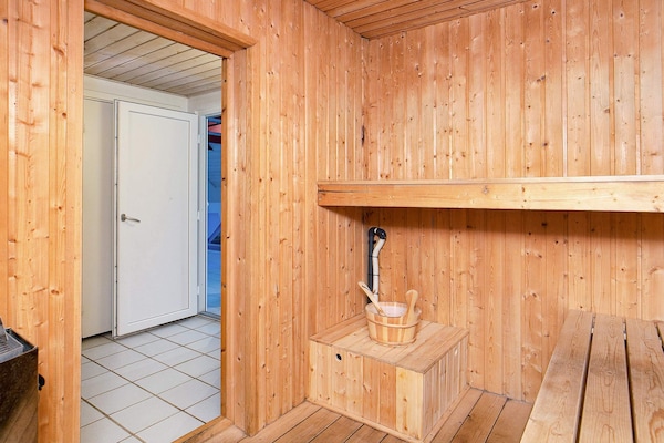 Foto van 12 persoons vakantie huis in Ulfborg-By Traum - Vakantiehuis in Ulfborg - Sauna