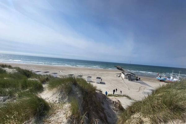 Foto van Ruim, mooi huisje in Pine - Vakantiehuis in Løkken - WaterView