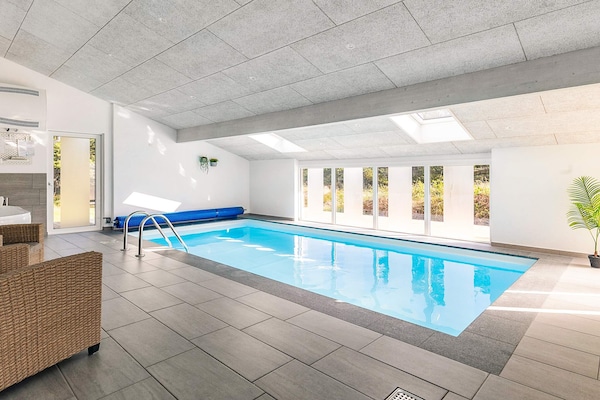 Foto van Luxe vakantieverblijf in Klitmoller - Vakantiehuis in Thisted - Pool