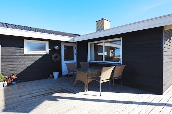 Foto van Gezellig strandhuis in Kjul - Vakantiehuis in Hirtshals - View