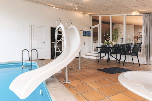 Foto van 14 persoons vakantie huis in Hjørring-By Traum - Vakantiehuis in Hjørring - Pool