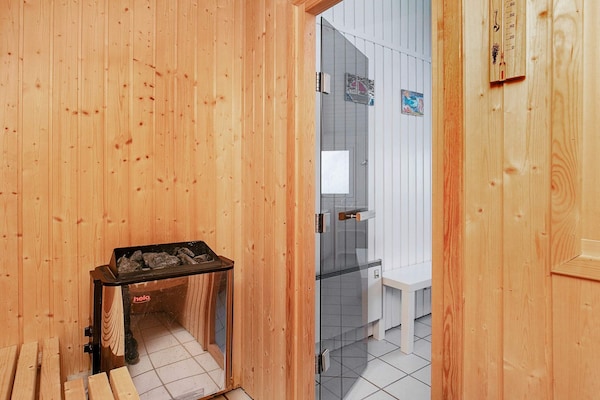 Foto van Zeezicht Panorama Retreat -- By Traum Ferienwohnungen - Sauna