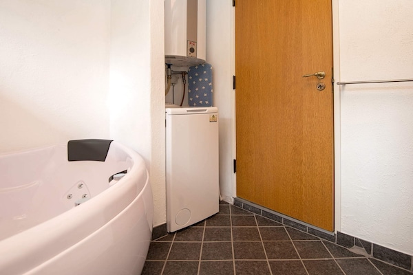 Foto van 6 persoons vakantie huis in Knebel-By Traum - Vakantiehuis in Knebel - Spa