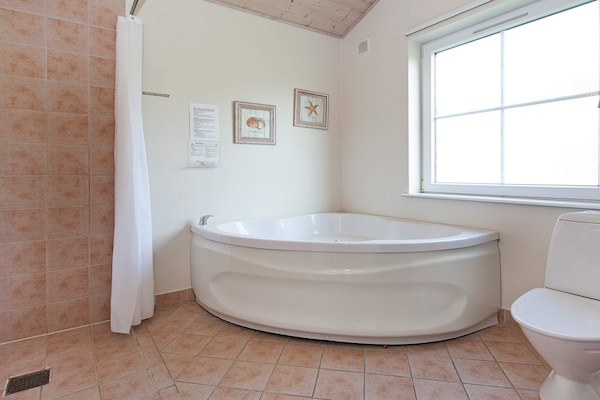 Foto van 6 persoons vakantie huis op een vakantie park in Gråsten - Indoor