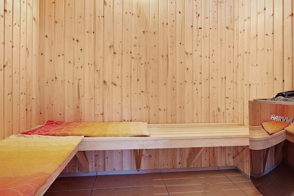 Foto van Luxe wellness retraite -- By Traum Ferienwohnungen - Sauna