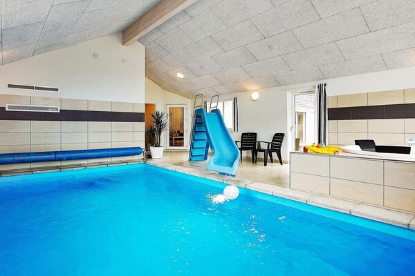 Foto van Luxe wellness retraite -- By Traum Ferienwohnungen - Pool