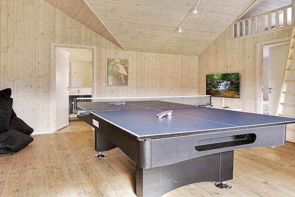 Foto van Luxe zwembadvilla in Marielyst - Vakantiehuis in Idestrup - Indoor