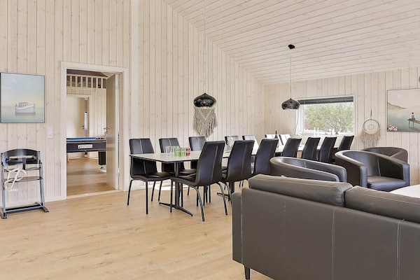Foto van Luxe zwembadvilla in Marielyst - Vakantiehuis in Idestrup - Indoor