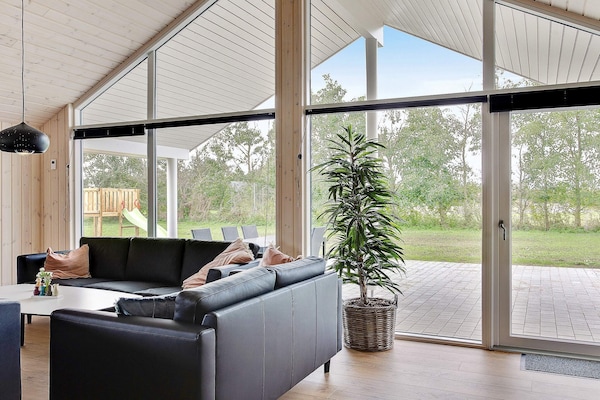 Foto van Luxe zwembadvilla in Marielyst - Vakantiehuis in Idestrup - Indoor