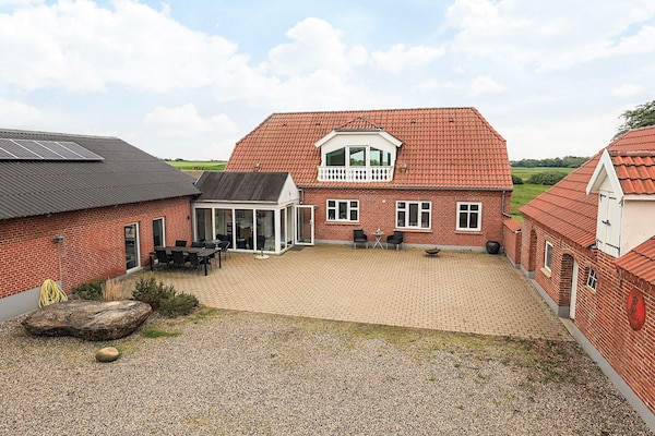 Foto van 14 persoons vakantie huis in Fur-By Traum - Vakantiehuis in Fur - View