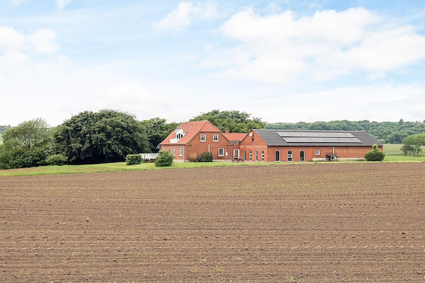 Foto van 14 persoons vakantie huis in Fur-By Traum - Vakantiehuis in Fur - View