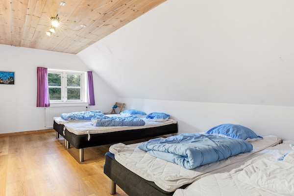 Foto van Luxe verblijf met jacuzzi - Vakantiehuis in Gram - Indoor
