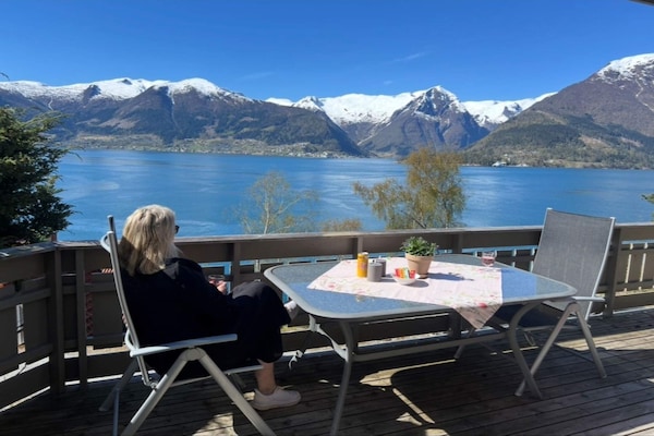 Foto van 6 persoons vakantie huis in Leikanger - Vakantiehuis in Leikanger - Outdoor