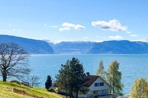 Foto van 6 persoons vakantie huis in Leikanger - Vakantiehuis in Leikanger - Outdoor