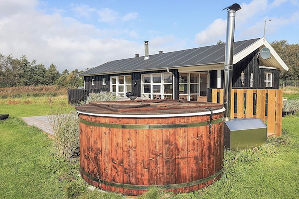 Foto van 6 persoons vakantie huis in Øster Assels-By Traum - View