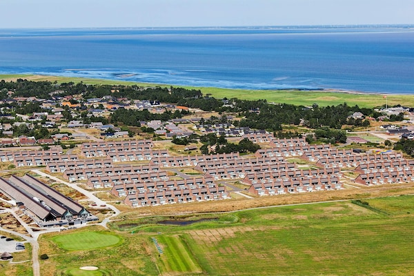 Foto van 6 persoons vakantie huis op een vakantie park in Rømø - Outdoor