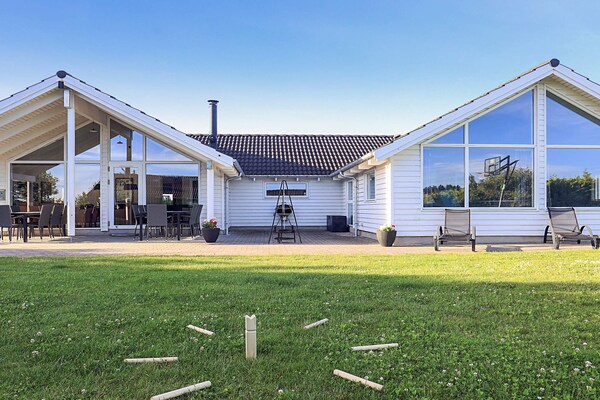 Foto van Luxe Wellness Retreat -- By Traum Ferienwohnungen - Vakantiehuis in Stege - Outdoor