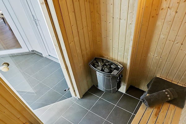 Foto van Verblijf in een gezellige villa met zwembad. - Vakantiehuis in Frederiksværk - Sauna