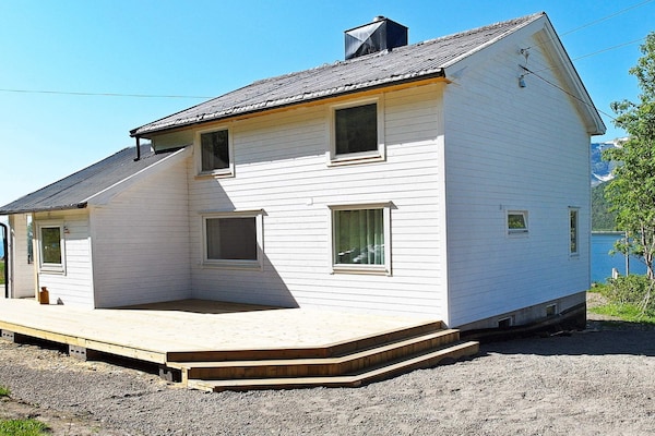 Foto van 8 persoons vakantie huis in Arnøyhamn - Vakantiehuis in Arnøyhamn - Outdoor