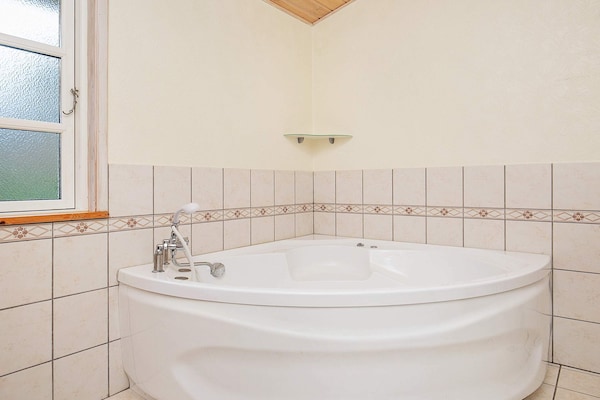 Foto van 6 persoons vakantie huis in Rødby-By Traum - Vakantiehuis in Rødby - Spa