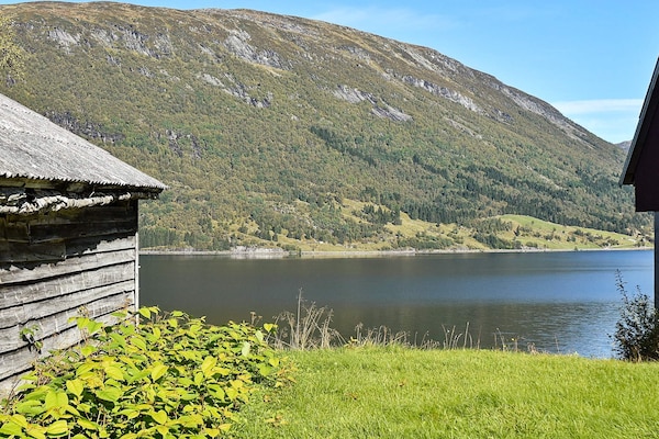 Foto van 10 persoons vakantie huis in skei i jølster - Vakantiehuis in Skei i Jølster - WaterView