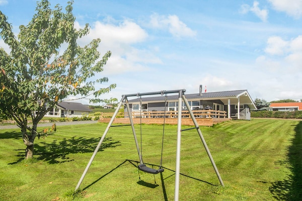 Foto van Gerenoveerd zomerhuis in Hejlsminde - Vakantiehuis in Hejls - View
