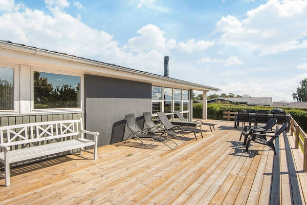 Foto van Gerenoveerd zomerhuis in Hejlsminde - Vakantiehuis in Hejls - WaterView