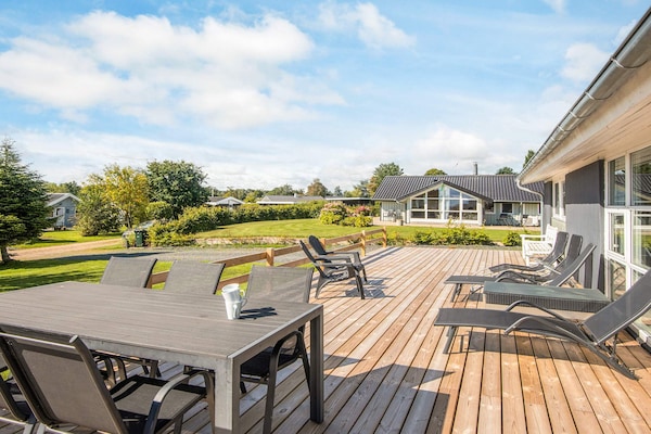 Foto van Gerenoveerd zomerhuis in Hejlsminde - Vakantiehuis in Hejls - WaterView