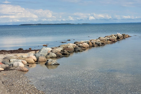 Foto van Gerenoveerd zomerhuis in Hejlsminde - Vakantiehuis in Hejls - WaterView
