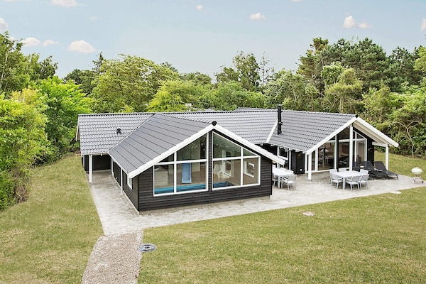 Foto van Luxe strandverblijf -- By Traum Ferienwohnungen - Vakantiehuis in Tisvildeleje - Outdoor