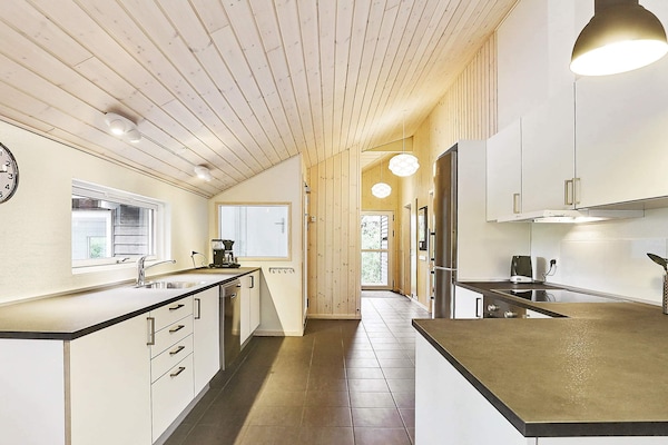 Foto van Luxe strandverblijf -- By Traum Ferienwohnungen - Vakantiehuis in Tisvildeleje - Indoor