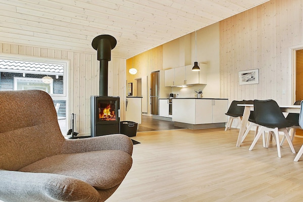 Foto van Luxe strandverblijf -- By Traum Ferienwohnungen - Vakantiehuis in Tisvildeleje - Indoor