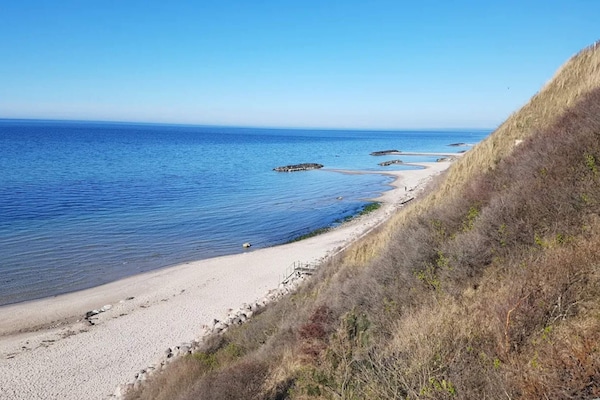 Foto van Luxe vakantieverblijf met zwembad - Vakantiehuis in Frederiksværk - WaterView