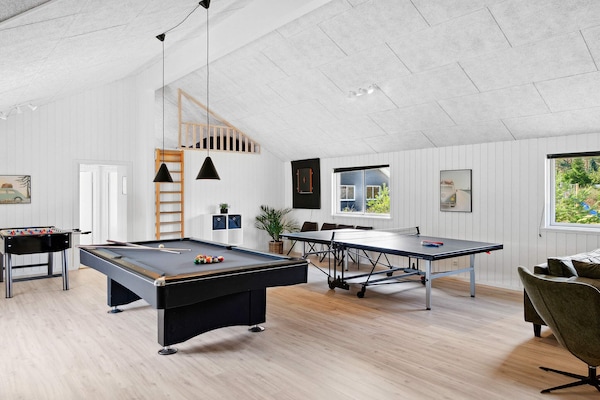 Foto van Luxe vakantieverblijf met zwembad - Vakantiehuis in Frederiksværk - Untagged