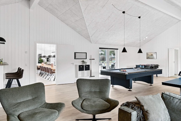 Foto van Luxe vakantieverblijf met zwembad - Vakantiehuis in Frederiksværk - Indoor