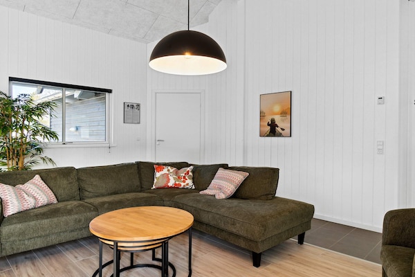 Foto van Luxe vakantieverblijf met zwembad - Vakantiehuis in Frederiksværk - Indoor