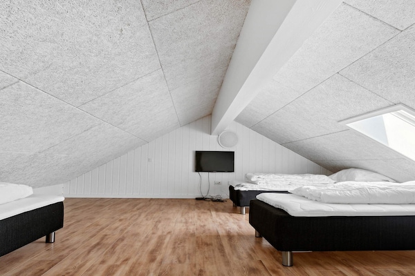 Foto van Luxe vakantieverblijf met zwembad - Vakantiehuis in Frederiksværk - Indoor