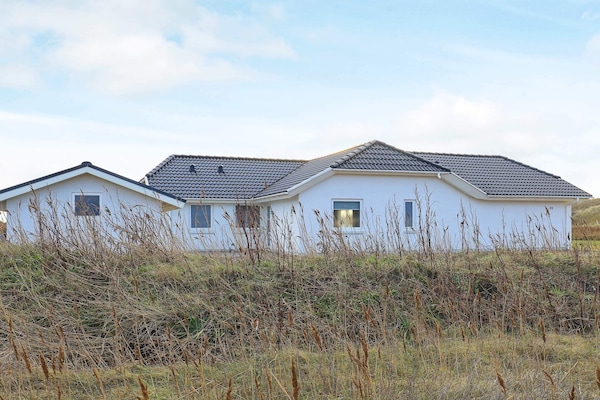 Foto van Luxe Spa Retreat aan Zee - Vakantiehuis in Harboøre - Outdoor
