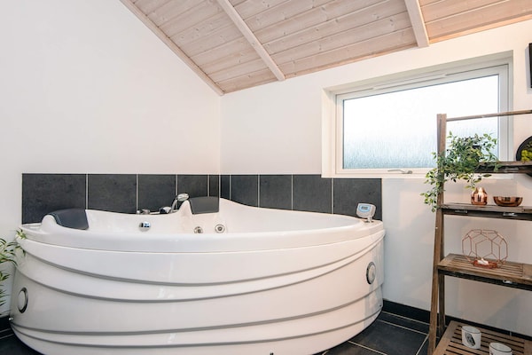 Foto van Luxe aan het meer -- By Traum Ferienwohnungen - Vakantiehuis in Ansager - Spa